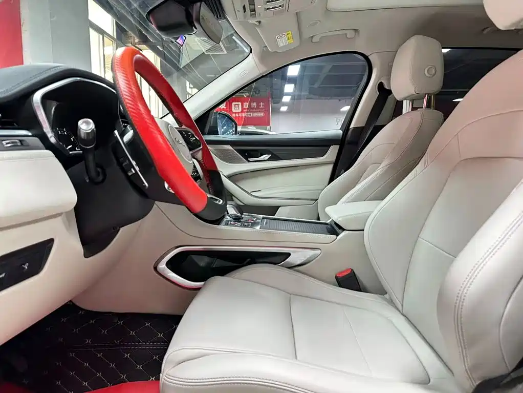 Jaguar F-PACE 2022 P250