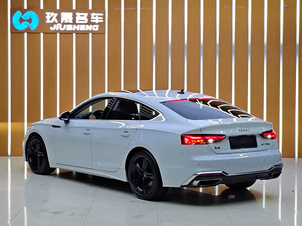 Audi A5 Import 2022 Sportback 40 TFSI Fashion Dynamic Model