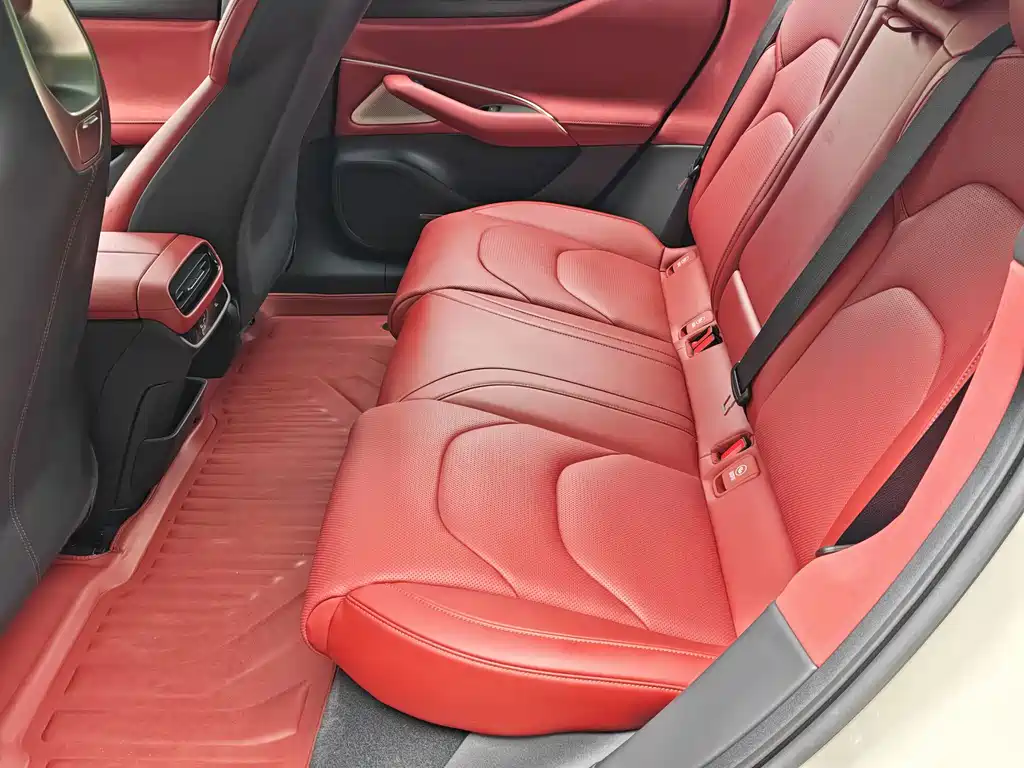 Xiaomi SU7 2024 Edition Four-Wheel Drive Ultra-Long Range High-End Intelligent Driving Max Version