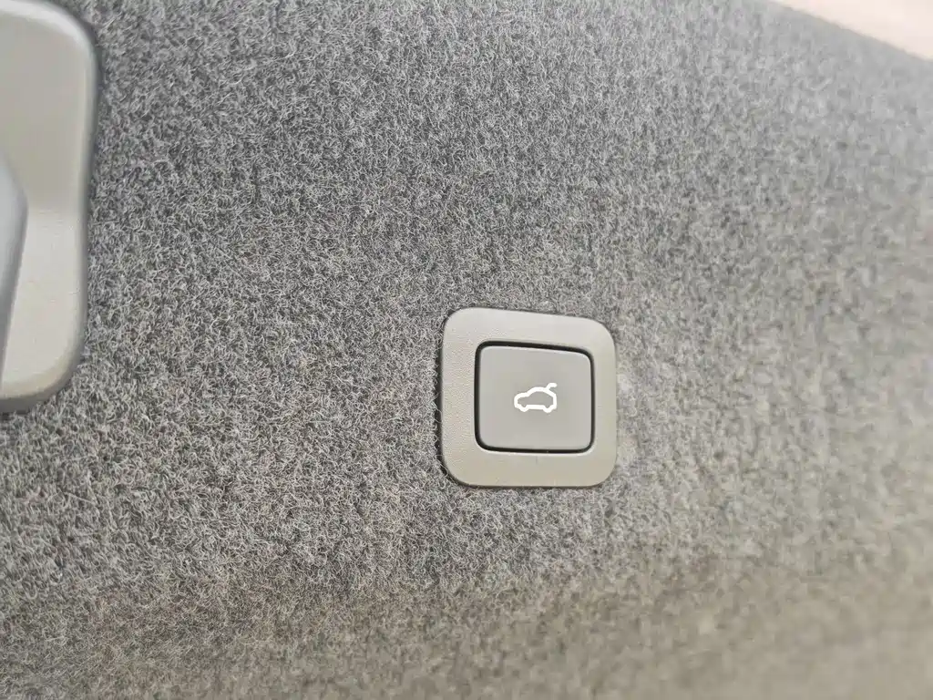 Xiaomi SU7 2024 Edition Rear-wheel Drive Long Range Intelligent Driving Version