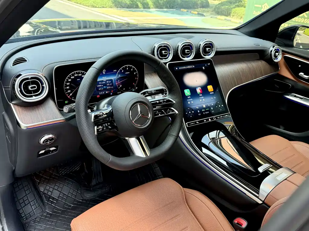 Mercedes-Benz GLC 300 L 4MATIC Dynamic Edition 5-seater