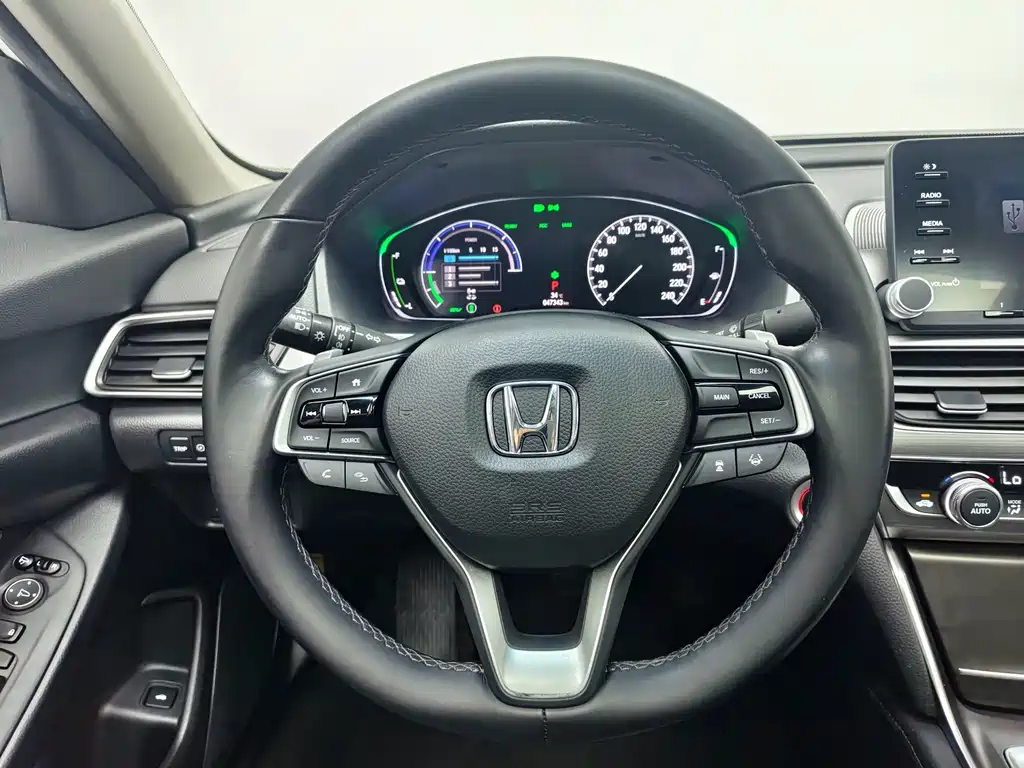 Accord 2018 Sharp Hybrid 2.0L Sharp Lead Edition National VI