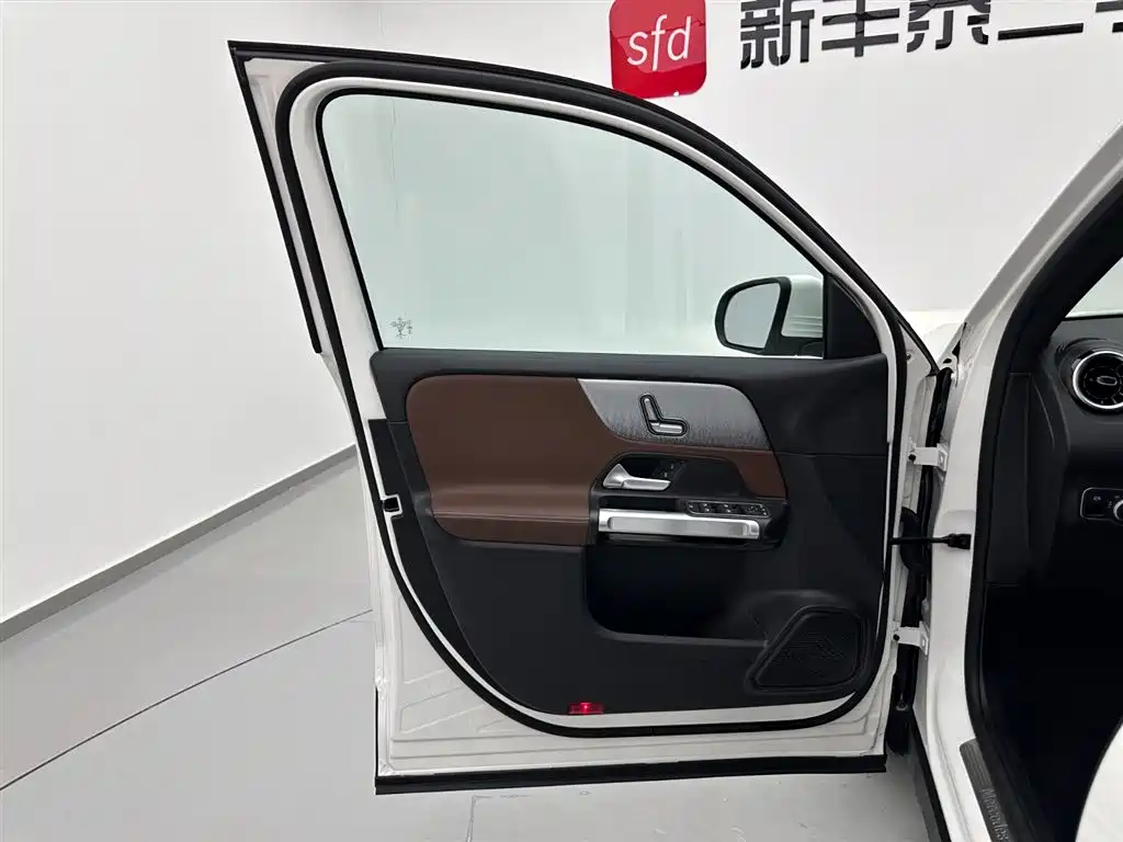 Mercedes-Benz GLB 2023 200 Trendline