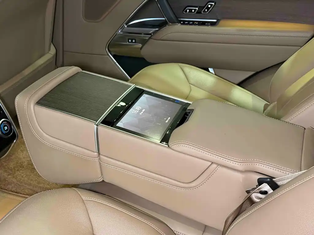 Range Rover 2024 3.0 L6 400PS Creation Extended Edition