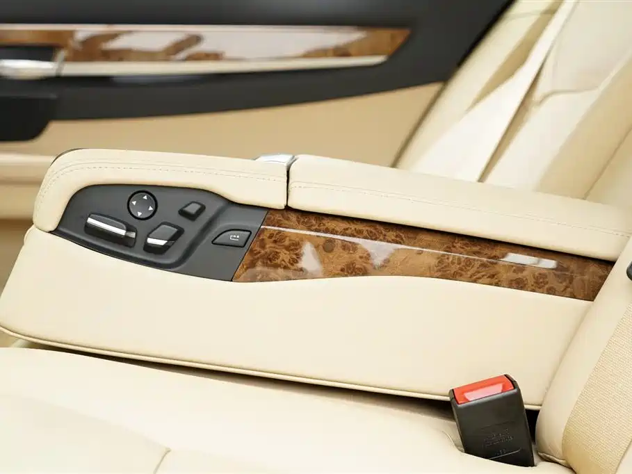 BMW 7 Series 2013 740Li Luxury Edition