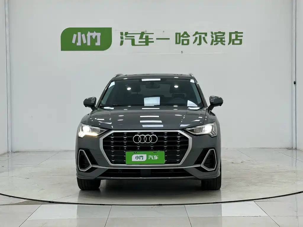 Audi Q3 2022 35 TFSI Sportline