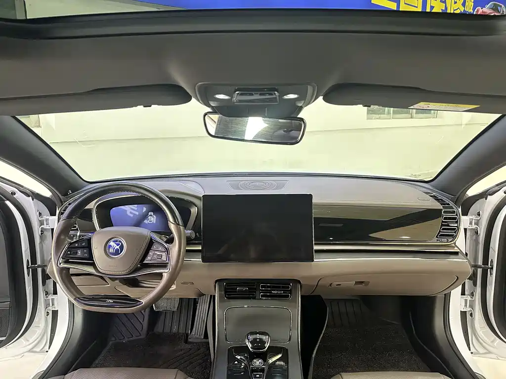 Han 2020 DM Four-Wheel Drive Performance Edition Prestige Model