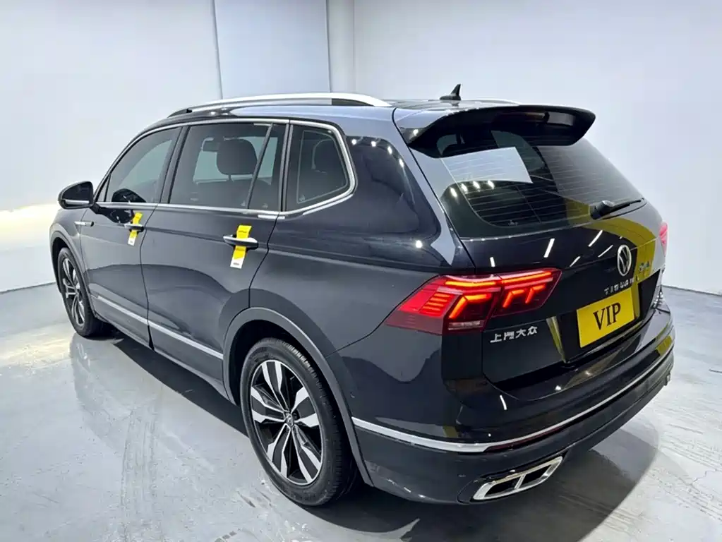 Tiguan L 2022 330 TSI Automatic 2WD R-Line Enjoyment Edition