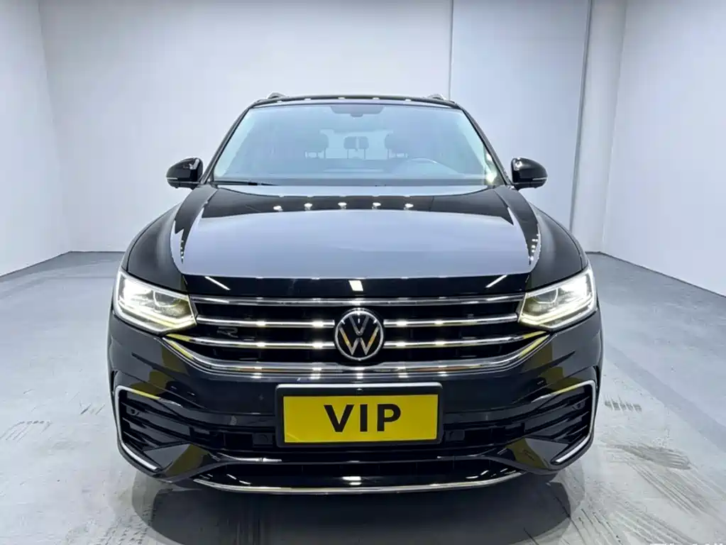 Tiguan L 2022 330 TSI Automatic 2WD R-Line Enjoyment Edition