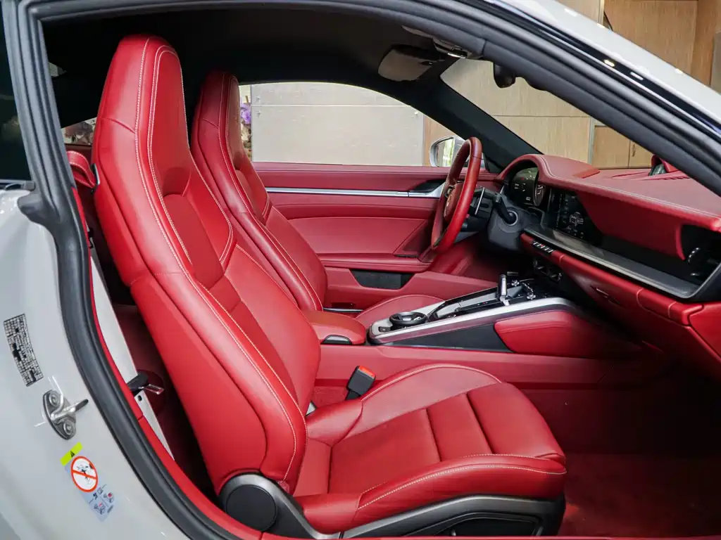 Porsche 911 Carrera 3.0T 2020