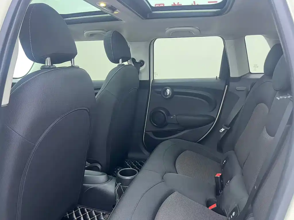 MINI 2020 1.5T ONE 5-Door Edition