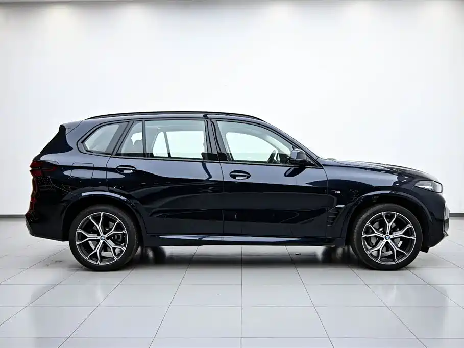 BMW X5 2023 xDrive 30Li M Sport曜夜 Package尊享 Edition