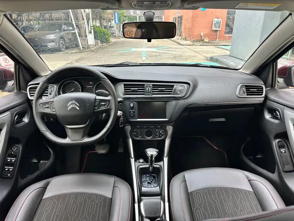 Citroën C3-XR 2015 1.6L Automatic Pioneer Edition