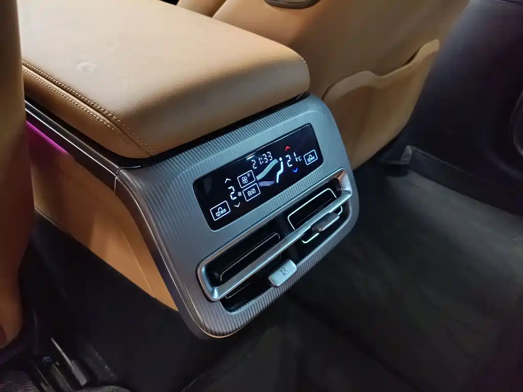 Han L 2025 EV All-Wheel Drive LIDAR Flagship Model