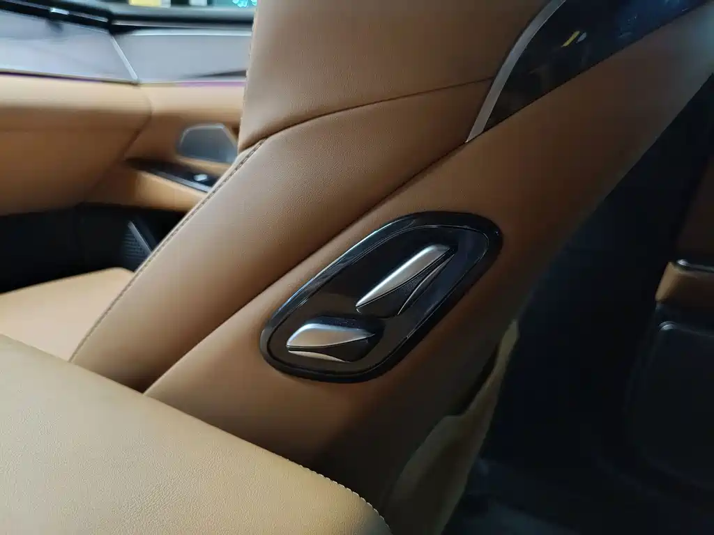Han L 2025 EV All-Wheel Drive LIDAR Flagship Model