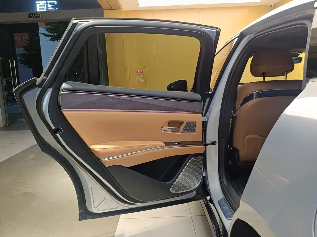 Han L 2025 EV All-Wheel Drive LIDAR Flagship Model