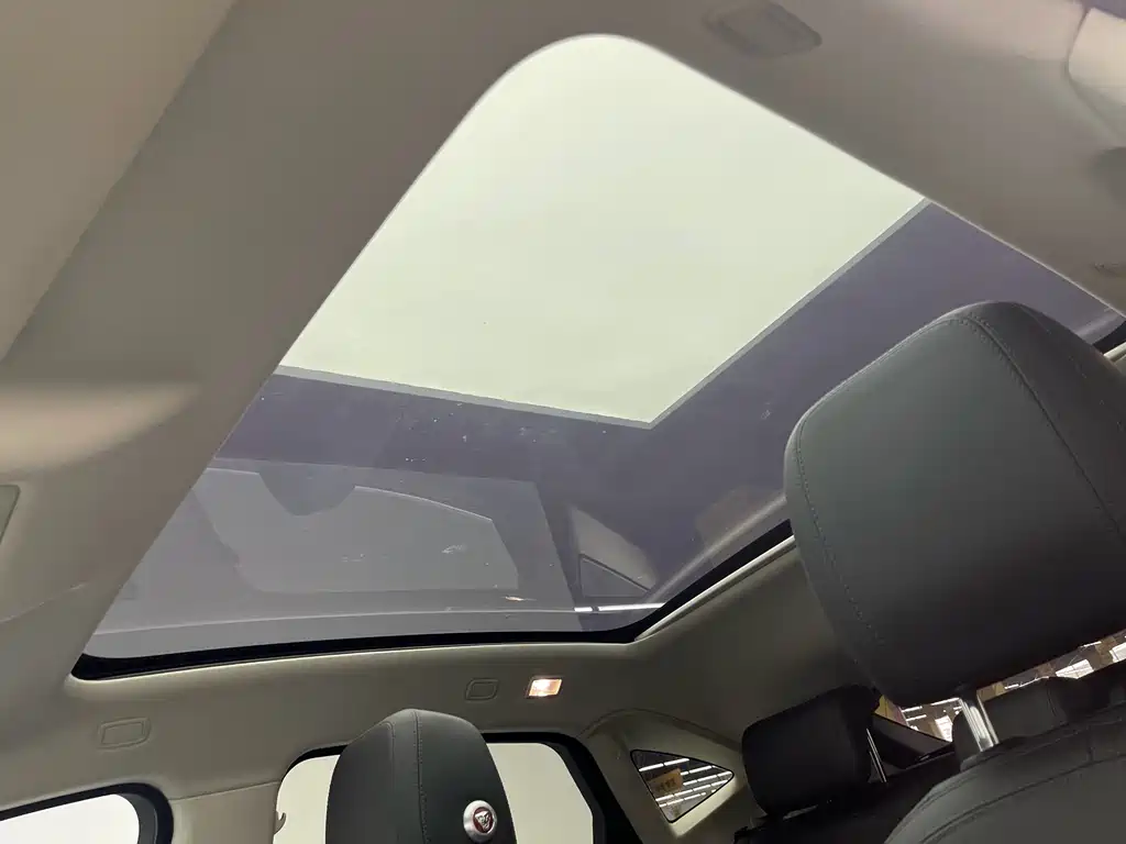 Jaguar E-PACE 2018 P200 S National VI