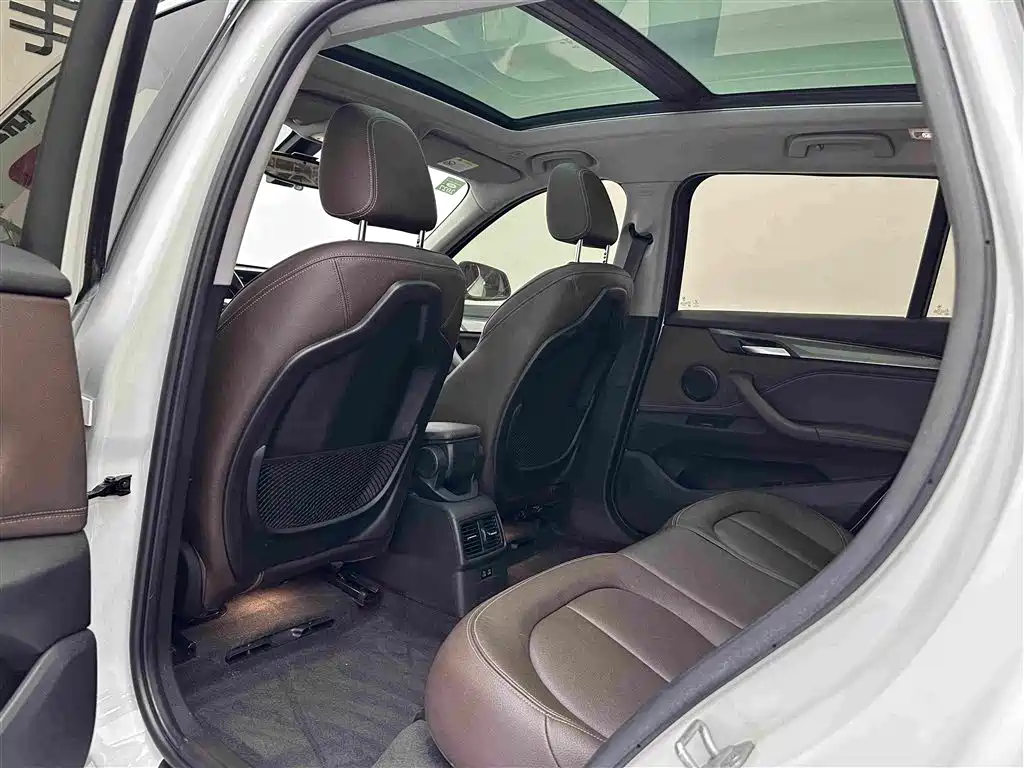 BMW X1 New Energy 2019 xDrive25Le mileage upgraded version