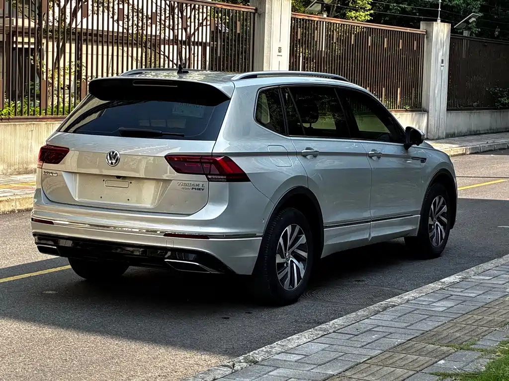 Tiguan L PHEV 2020 430 PHEV Plug-in Hybrid Flagship Edition
