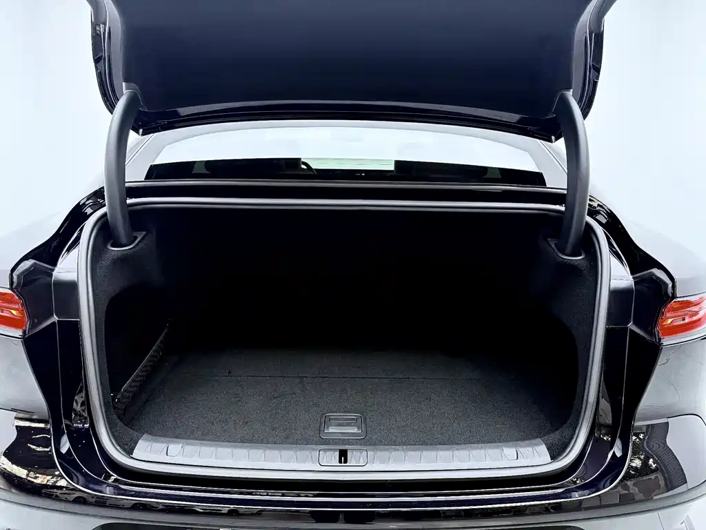 Lantook Zui Guang 2024 Model PHEV Four-Wheel Drive Super Long Range Flagship Edition