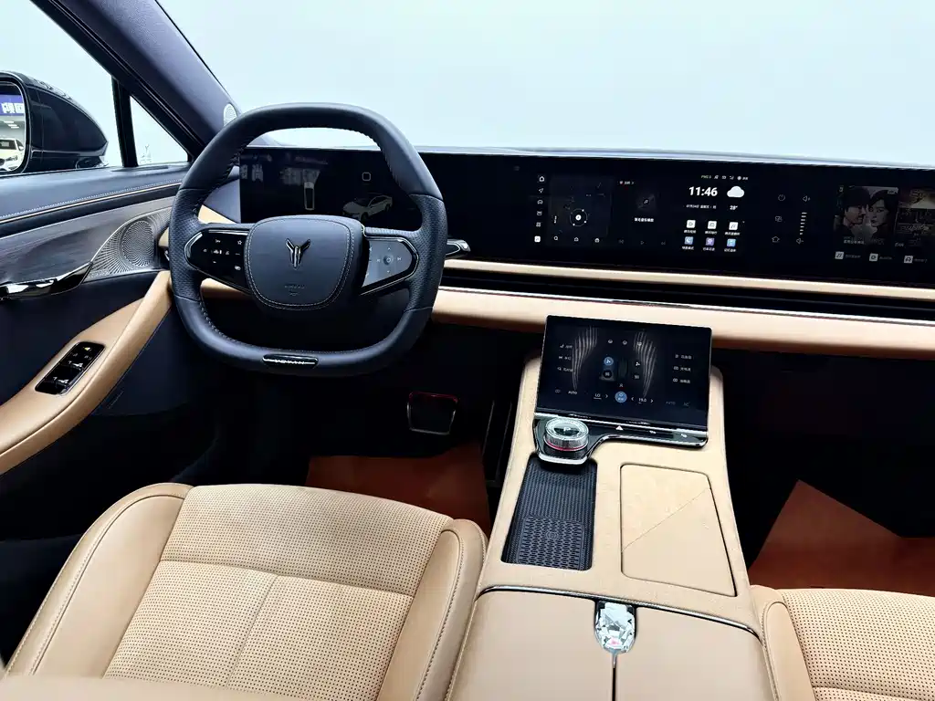 Lantook Zui Guang 2024 Model PHEV Four-Wheel Drive Super Long Range Flagship Edition