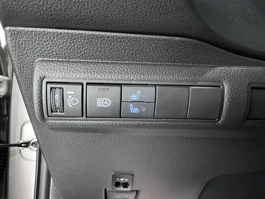 Corolla 2021 TNGA 1.5L CVT Pioneer Edition