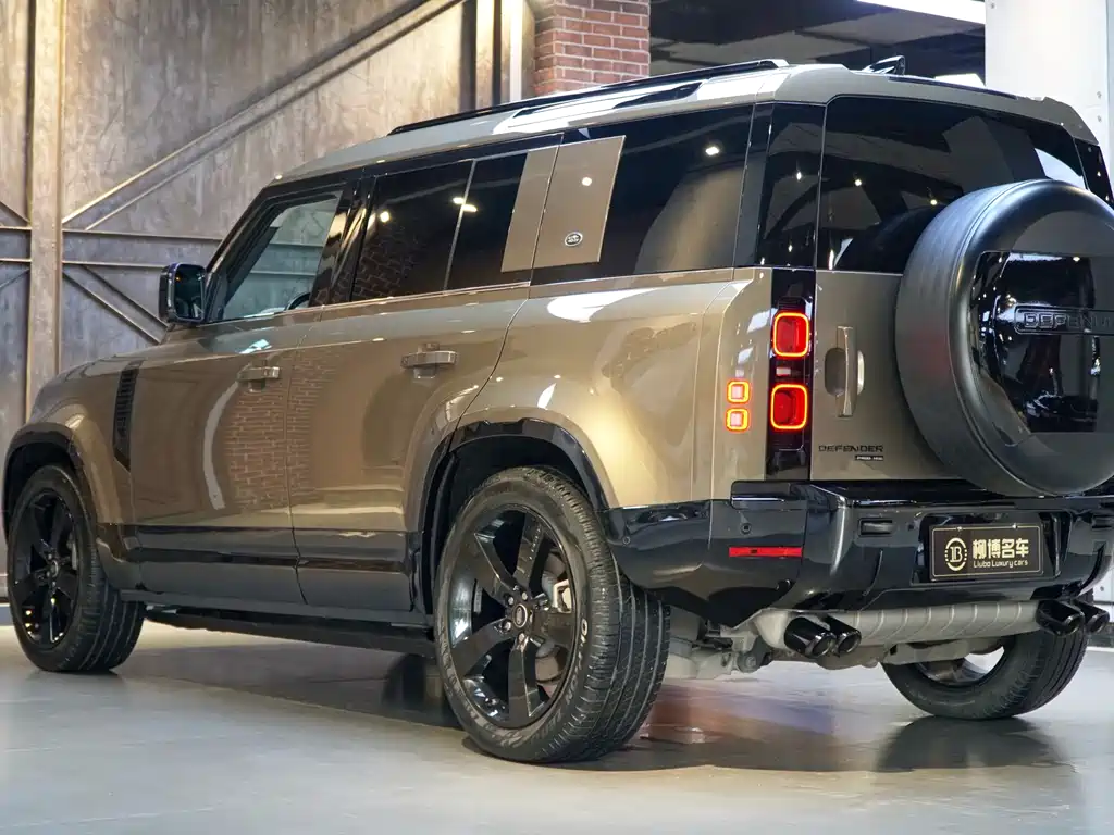 Land Rover Defender 2020 110 P400 HSE
