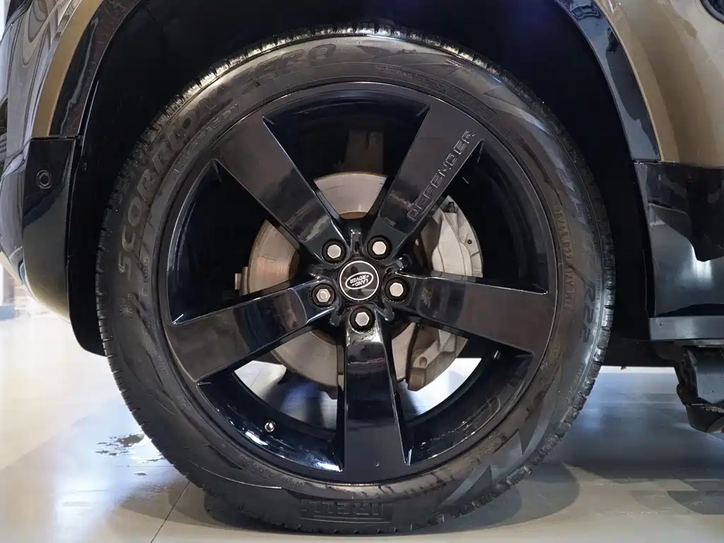 Land Rover Defender 2020 110 P400 HSE