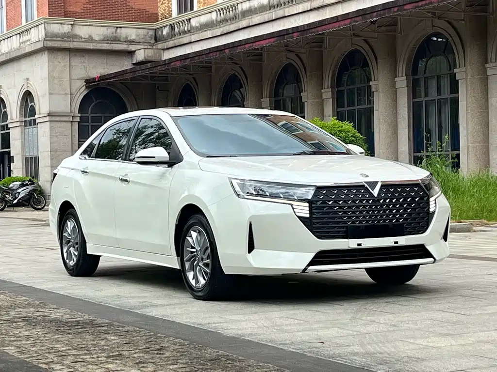 启辰D60 2021款 PLUS 1.6L XL CVT悦领版