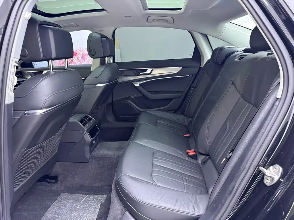 Audi A6L 2020 45 TFSI Prestige Edition