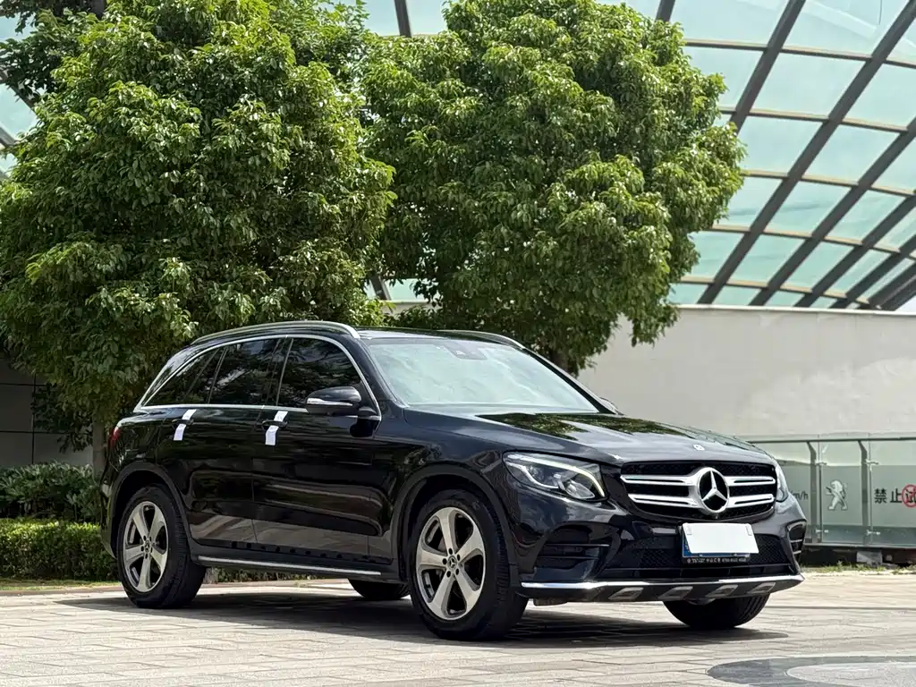 Mercedes GLC 2017 GLC 260 4MATIC Luxury Edition