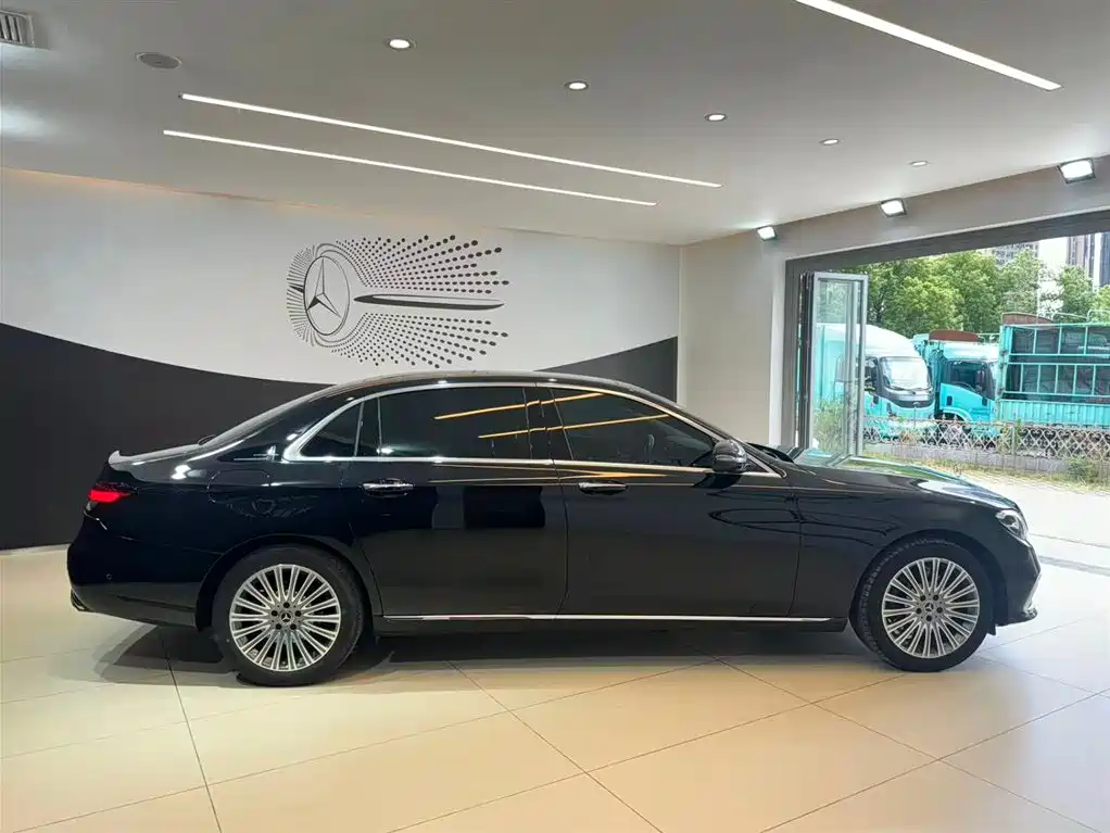 Mercedes-Benz E-Class 2023 E 300 L Luxury Edition