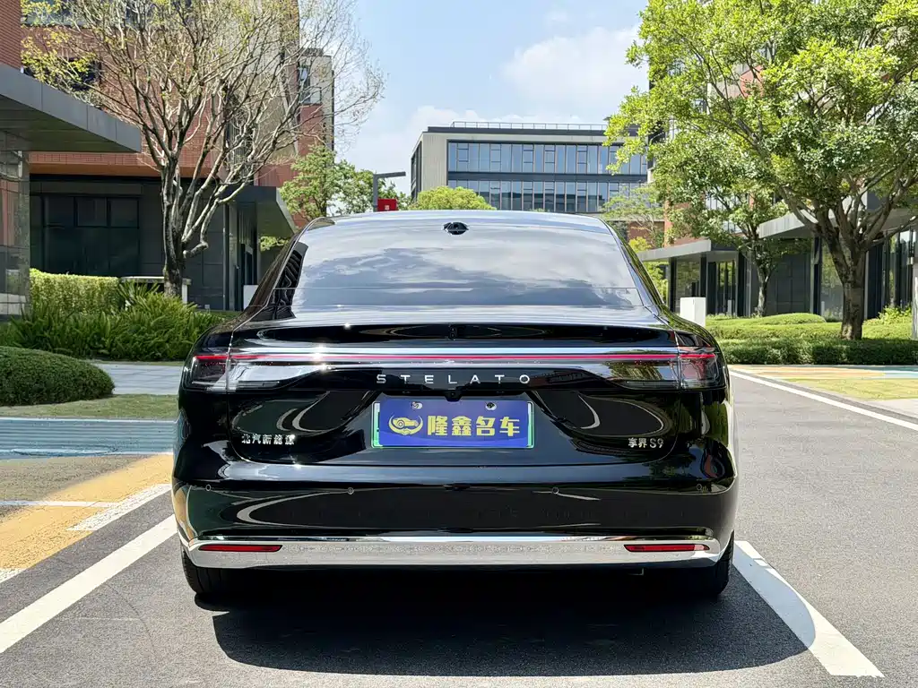 Xinjie S9 2026 Edition Range-Extended Ultra Rear-Wheel Drive 53kWh 192-line LiDAR
