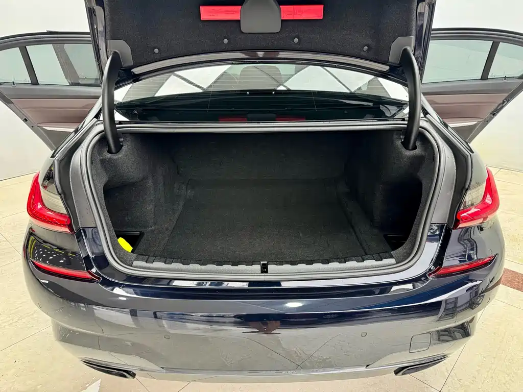 BMW 3 Series 2020 325Li M Sport Nightshade Package