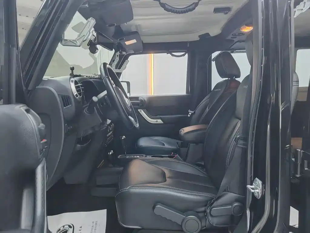 Jeep Wrangler 2017 3.6L Rubicon Four-Door Enjoyment Edition