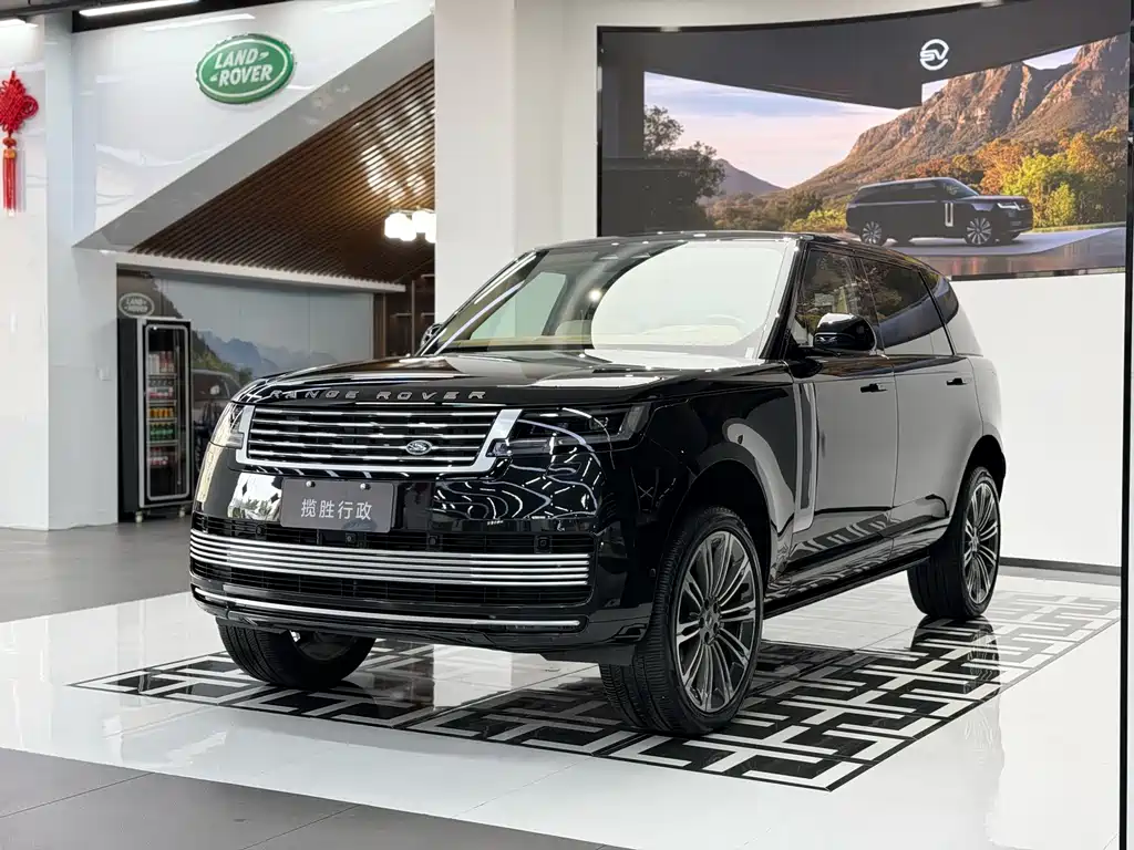 Range Rover 2024 3.0 L6 400PS SV尊荣创世加长版 4座