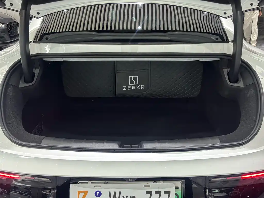 Jizhe 007 2024 Model Rear-wheel Drive Intelligent Driving Edition 100kWh