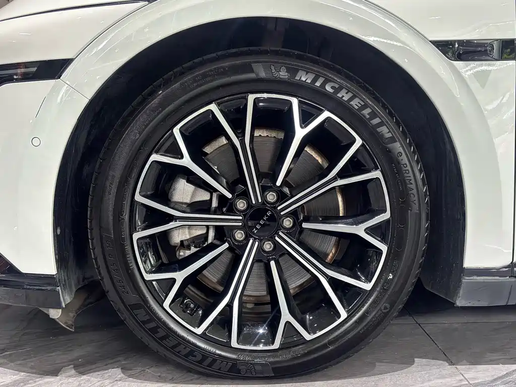 Jizhe 007 2024 Model Rear-wheel Drive Intelligent Driving Edition 100kWh