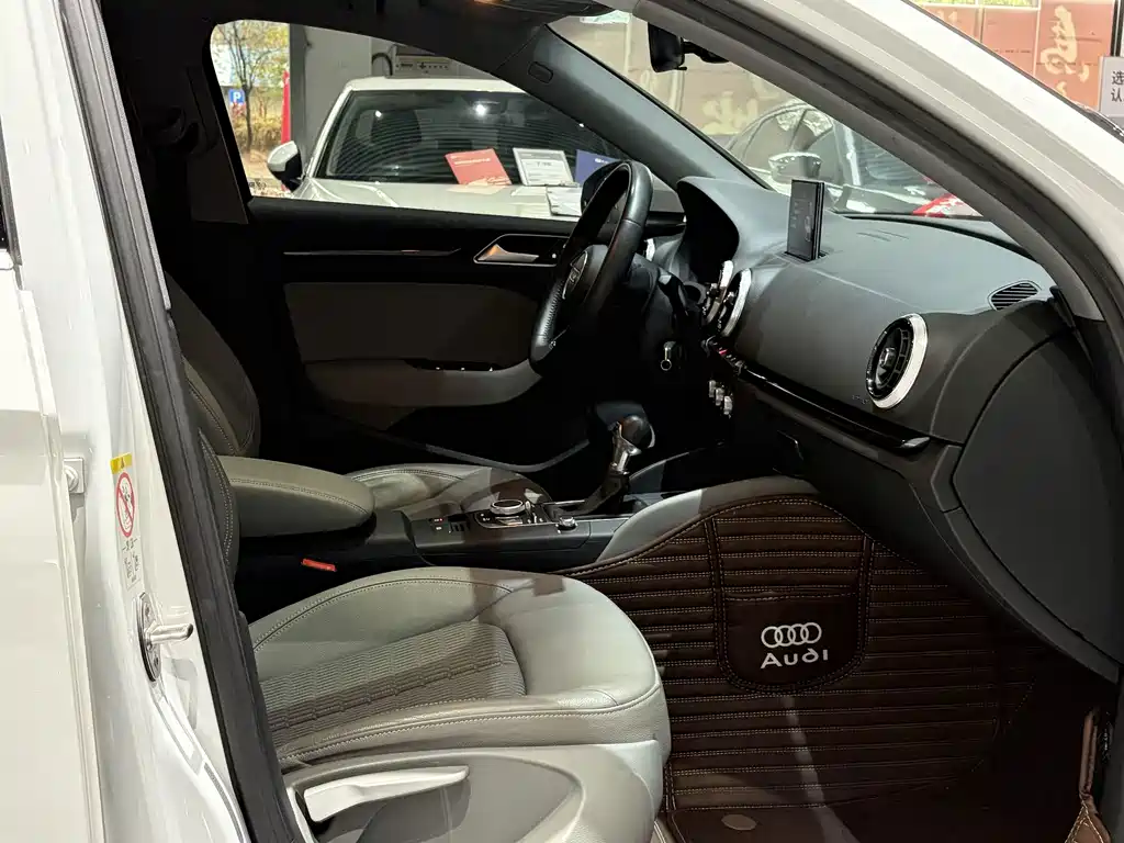 Audi A3 2020 Limousine 35 TFSI Style Edition National V