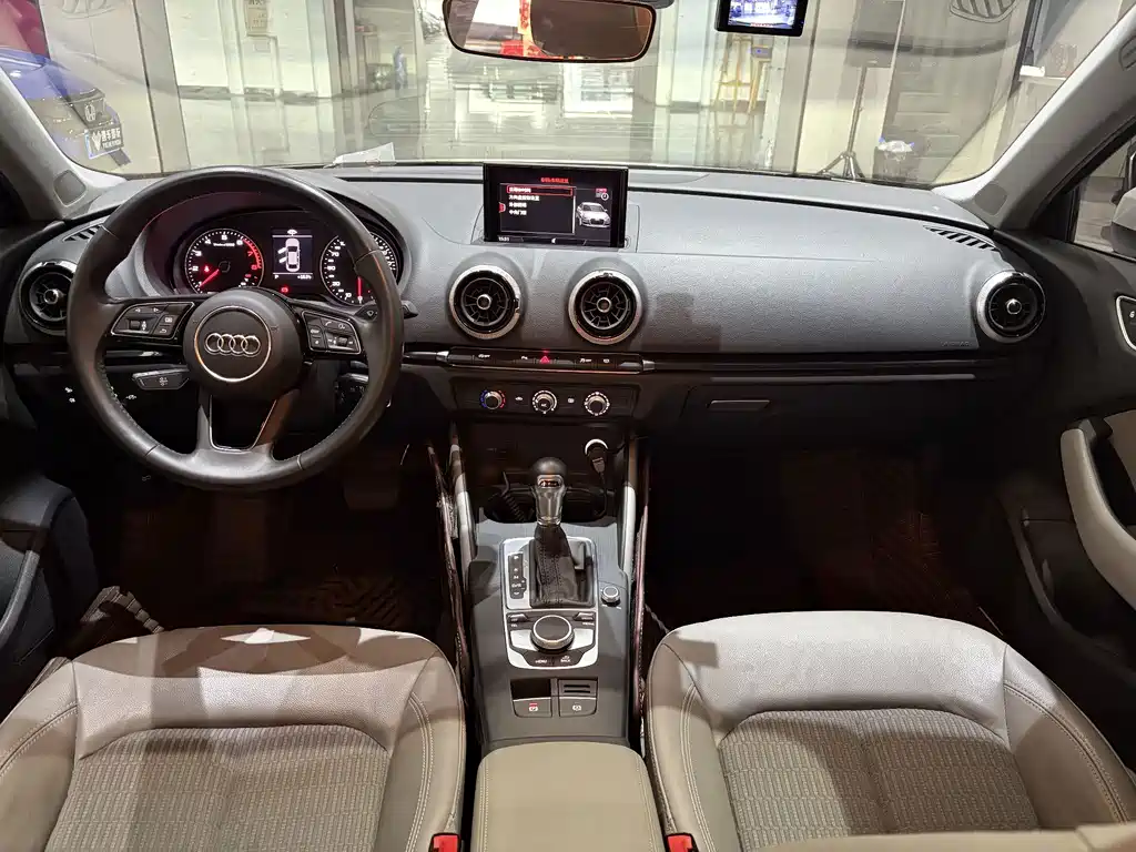 Audi A3 2020 Limousine 35 TFSI Style Edition National V