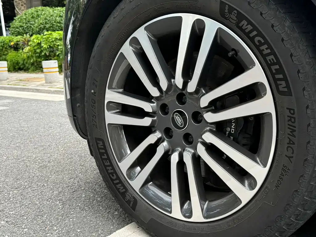 Range Rover 2023 Model 3.0T China Specification