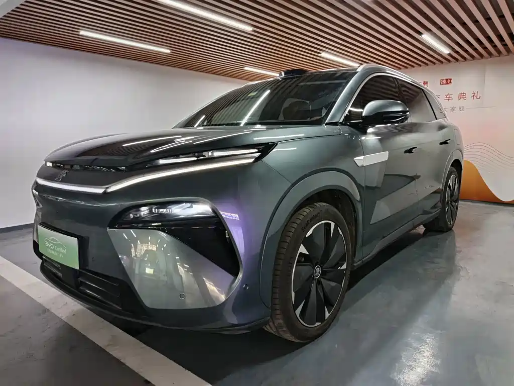 Tang L 2025 EV 600KM Four-Wheel Drive LiDAR Flagship Model