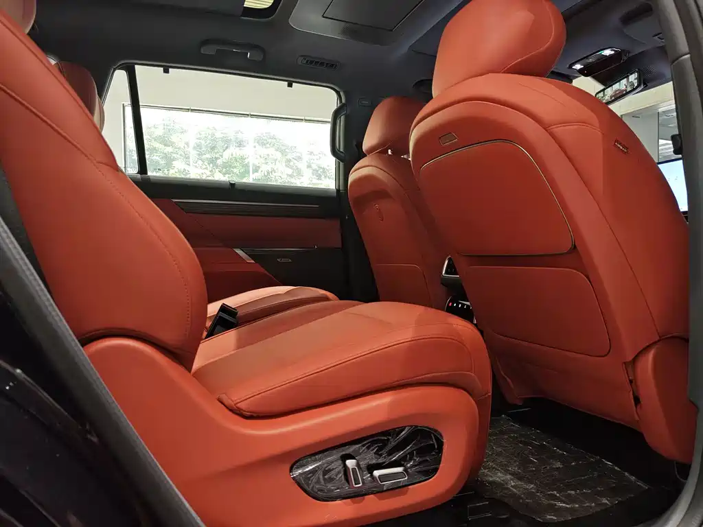 eπ008 2024 6-seat range-extended version