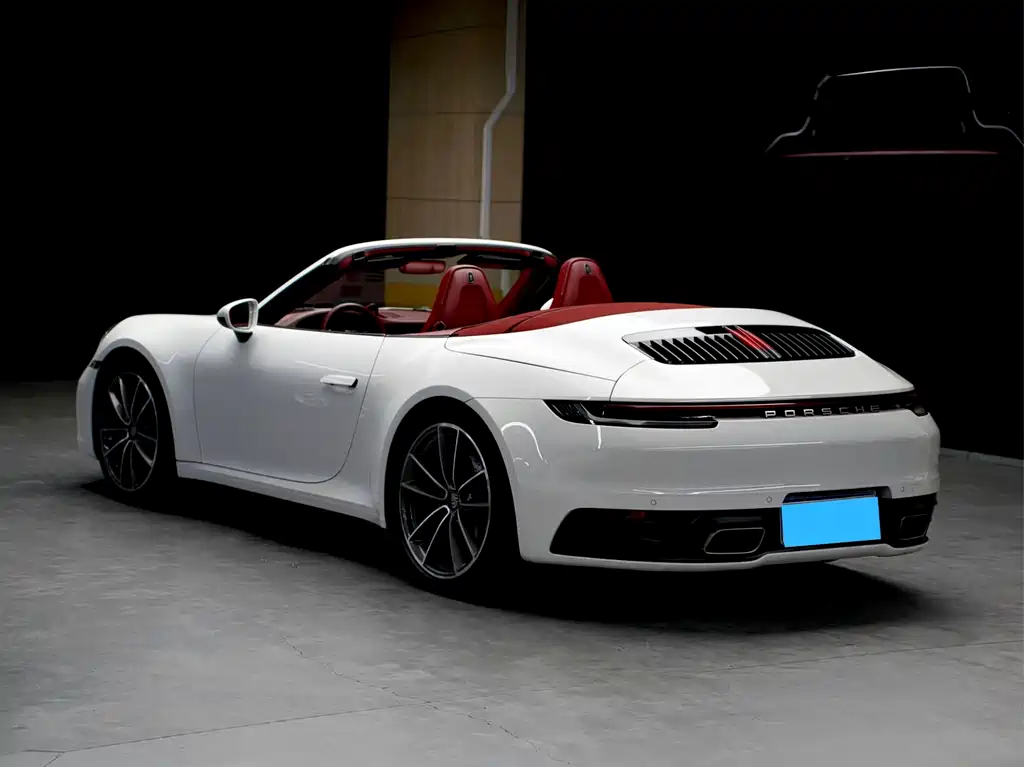Porsche 911 Carrera Cabriolet 3.0T 2020 Model