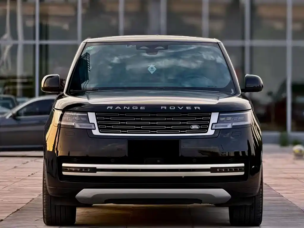 Range Rover 2023 3.0 L6 400PS Grandland Seven-Seat Extended Edition