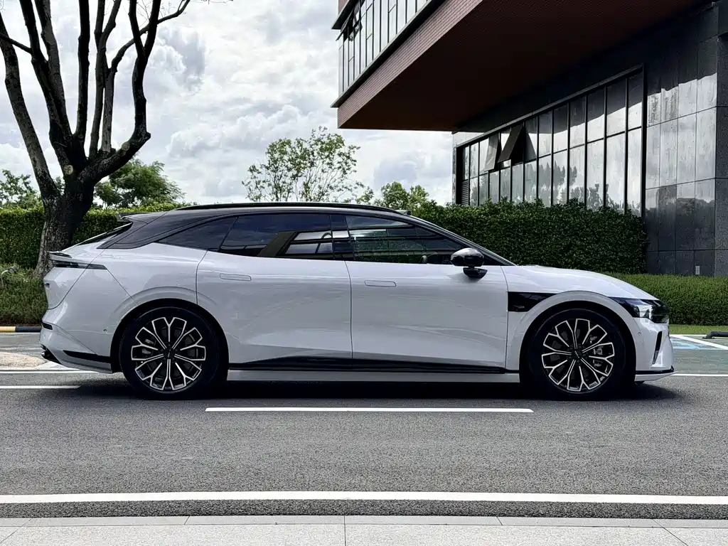 Jiaze 007 GT 2025 Edition 4WD Intelligent Driving Version 75kWh