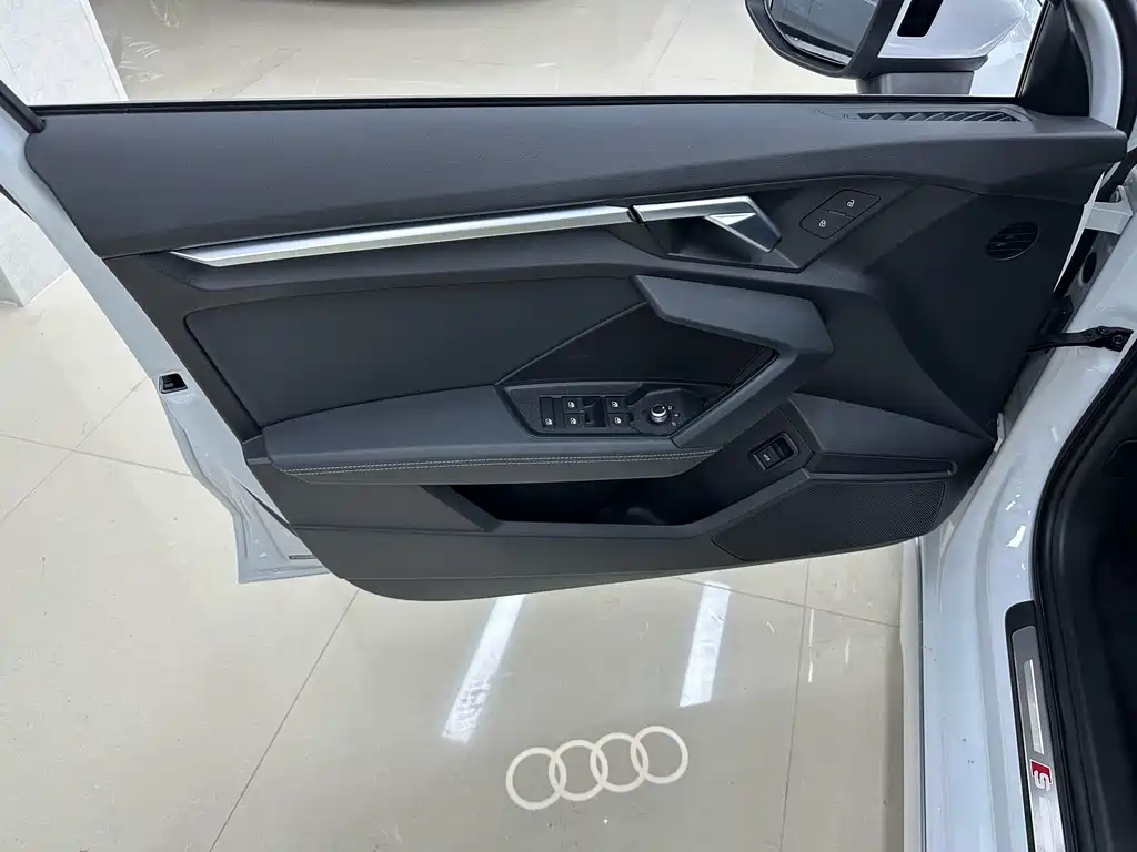 Audi A3 2022 model A3L Limousine 35 TFSI Sporty Style