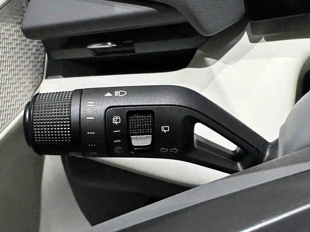 LEON 06 EM-P 2023 Standard Range Pro