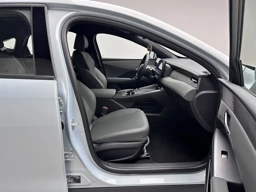Qin Plus 2025 EV Intelligent Driving Edition 510KM Advance Model