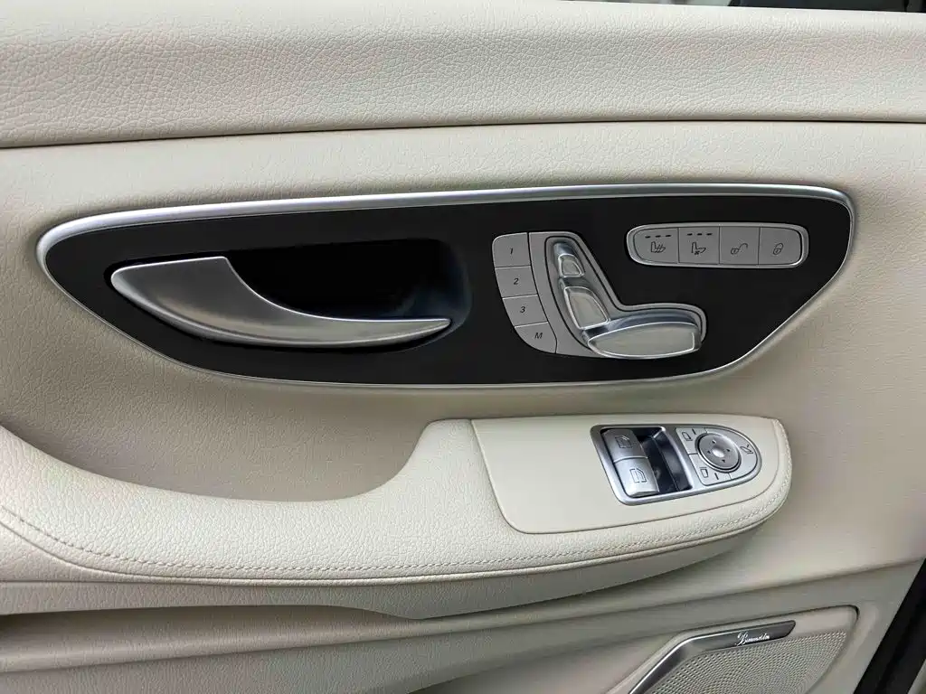 Mercedes-Benz V-Class 2022 Model V 260 Prestige Edition